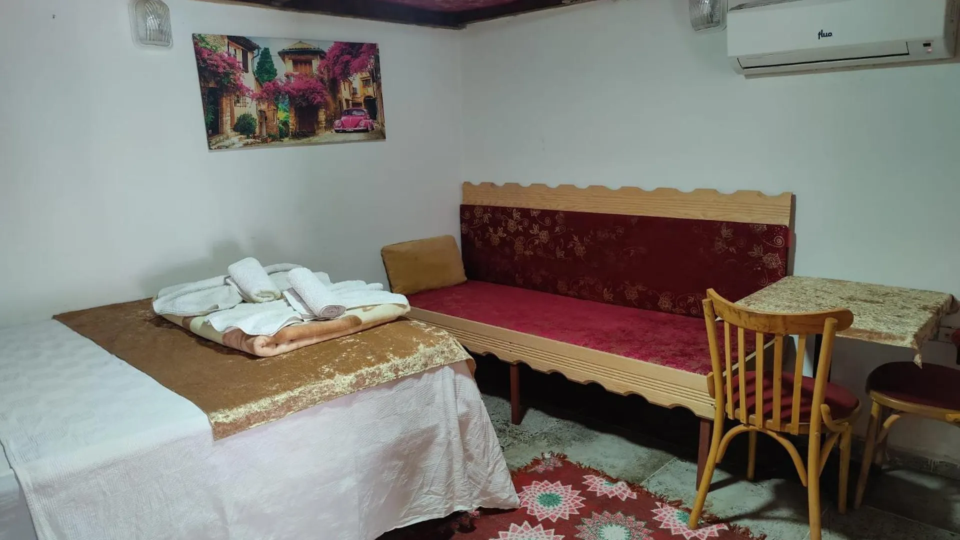 Homestay Sefin Villasi Antalya Turkey